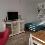 Joli Studio Pres De La Mer Avec Exterieur